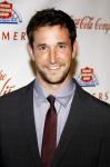 Noah Wyle Possibly Cast on TNT's Sci-Fi Series