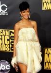 Chris Brown's Public Apology Sends Rihanna to 'Total Shock'