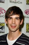 Christopher Gorham Joins Piper Perabo in New TV Series