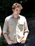 Obsessive Female Fans in N.Y.C. Make Robert Pattinson Annoyed