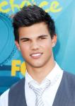 Taylor Lautner Still Adjusting to Newfound Fame