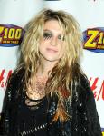 Ke$ha Plays Coy on Her Sexuality