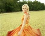 Video Premiere: Jewel's 'Stay Here Forever' From 'Valentine's Day'