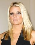 Jessica Simpson Won't Shed Her Clothes Even for Oscars