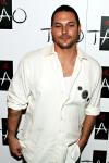 Kevin Federline Fails to Escape From Dogs' Attack on TV Show