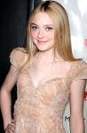 Dakota Fanning Helped by Los Angeles Band to Perfect Her 'Runaways' Role