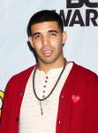Video: Drake Kissing Fan on the Lips During Concert