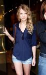 Taylor Swift Has No Problem Being Single