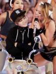 2010 MuchMusic Awards: Miley Cyrus Performs With Justin Bieber