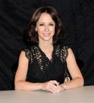 Jennifer Love Hewitt 'Dying' to Be Wonder Woman