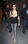 Amy Winehouse Forgets Lyrics When Performing With Mark Ronson