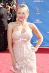 2010 Emmys: Jewel Sings During In Memoriam
