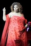 Aretha Franklin Blasts Officers in Giving Bad Impression of Her Son