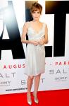 Angelina Jolie Opposes Koran-Burning Plans