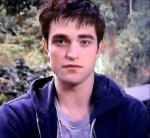 Robert Pattinson Taped Video Message to Thank Fans for His Honors