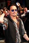 Vanity Fair Denies Feud in Johnny Depp Photoshoot