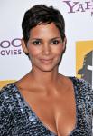 Halle Berry Sports Fake Boobs and Swollen Lips on Set of 'Truth or Dare'