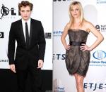 Robert Pattinson and Reese Witherspoon Embrace in 'Water for Elephants' Photo