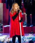 Pegnant Mariah Carey Craving Fruits