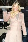 Jessica Simpson Earns $750 Million Through Fashion and Beauty Lines