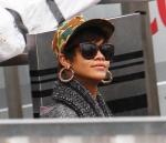 Dining With Simon Cowell, Rihanna Reportedly In Talks for U.S. 'X Factor'