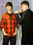 Pics: Justin Bieber Goofs Around With His Wax Figure