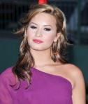 Demi Lovato Admits to Cutting Herself
