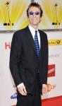Robin Gibb Hospitalized Over Abdominal Pains
