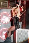 Unable to Stand the Pain, Britney Spears Ditches Heels During Video Shooting