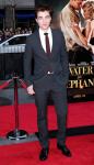 Robert Pattinson Dashing at 'Water for Elephants' World Premiere