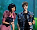 Video: Justin Bieber Tries to Hit On Nicki Minaj at 2011 BET Awards