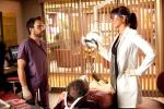 Braless Jennifer Aniston Seduces Charlie Day in New 'Horrible Bosses' Clip