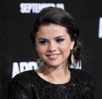 Selena Gomez to Be a 'Hot Mess' in Dave Meyers' New Movie