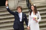 Picture and Details of Paul McCartney's Wedding Ring Unveiled