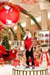 Justin Bieber Previews 'All I Want for Christmas Is You' Music Video