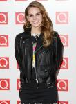 Lana Del Rey Finds Doing Performance on TV 'Weird'