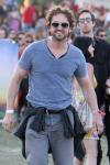 Details of Gerard Butler's Cozy Night Out With Mystery Brunette