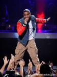 Video: Jason Derulo Takes 'Undefeated' to 'American Idol' Stage on First Finale Night