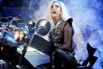 Video: Lady GaGa Introduces New Song 'Princess Die' at Australian Concert