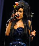 Dad Keen to Bring Back Amy Winehouse via Hologram