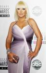 Christina Aguilera Set to Receive Award and Perform at  2013 People's Choice Awards