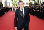 Antonio Banderas Takes on Chilean Miner Role in 'The 33'