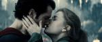 'Man of Steel' Final Trailer Teases Moments of Intimacy Between Superman and Lois Lane