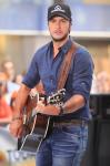 Video: Luke Bryan Performs on 'Today'