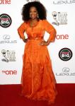 Oprah Winfrey Gives Dress to Twitter Follower