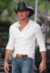 Tim McGraw's Fan Threatens to Sue Over Slap Incident at Concert