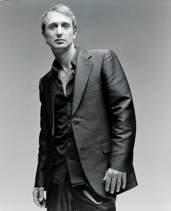http://www.aceshowbiz.com/images/news/00032578.jpg