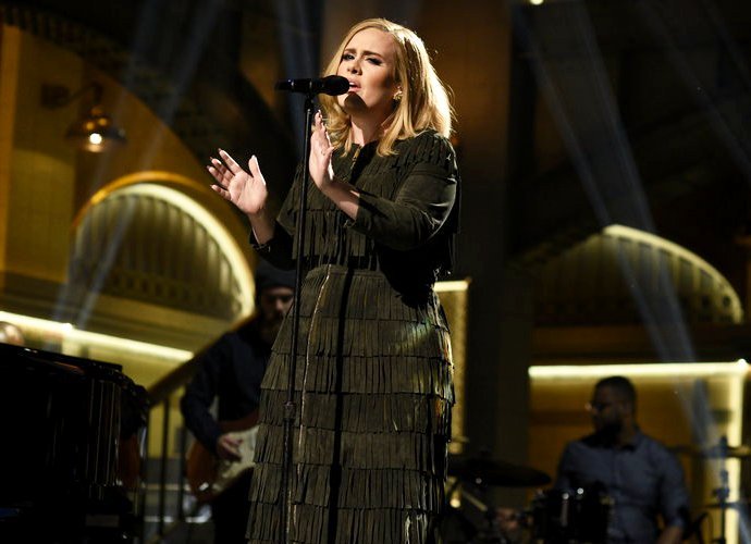 Watch Adele Belt Out 'Hello' and 'When We Were Young' on 'SNL'