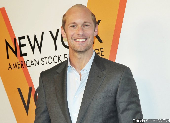 Alexander Skarsgard Debuts Bald Head See The Pics