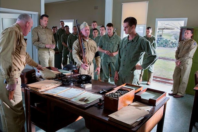 First Look at Andrew Garfield in 'Hacksaw Ridge' Revealed